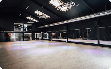 Dance studio room at La Zone